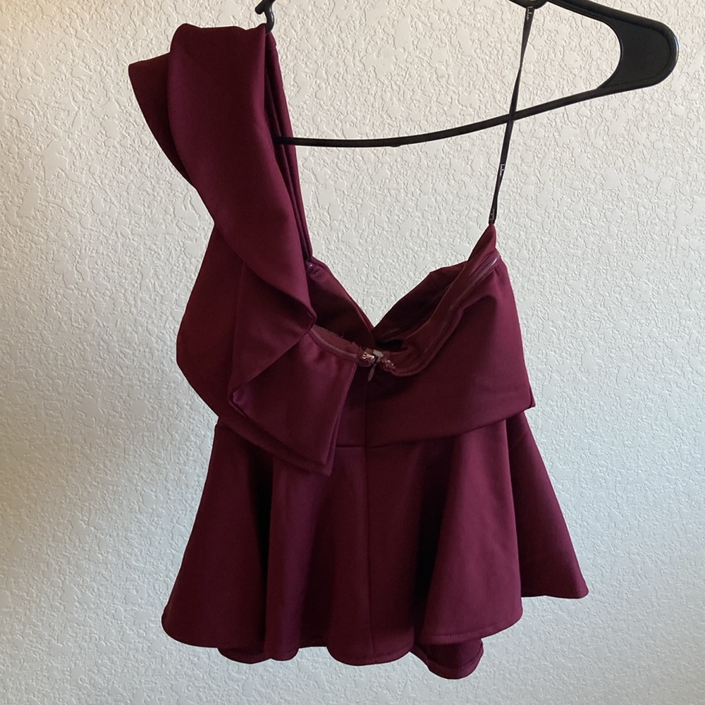 Off the shoulder Ruffle Top - Picture 3 of 4